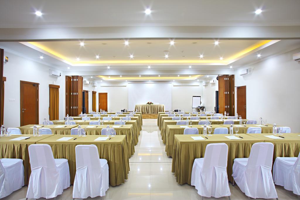 The Banyumas Villa Denpasar  Exterior photo
